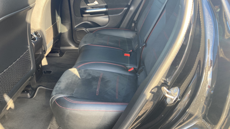 Mercedes-Benz Eqa 300 4M 168kW AMG Line Premium 66.5kWh 5dr Auto Electric Hatchback